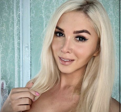 2024 top onlyfans nude picture