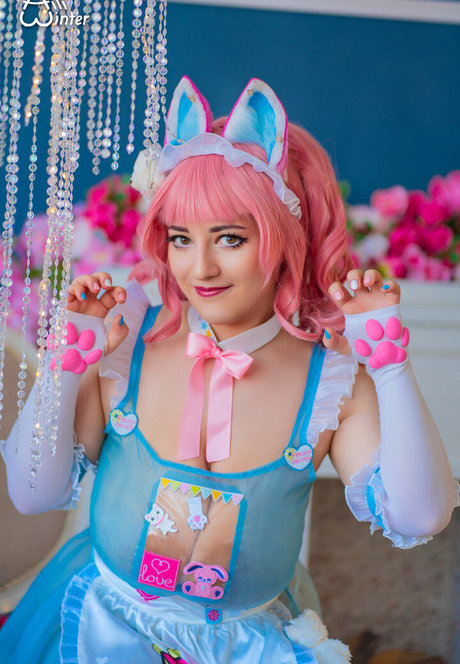 Aili Winter star naked archive