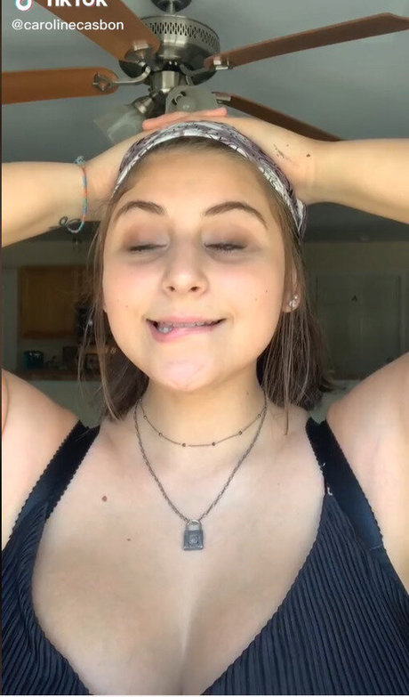 Caroline Casbon sexy star pics