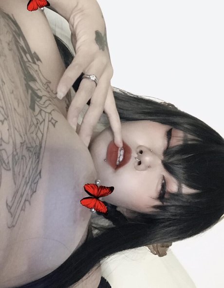 on1ashie model pornographic images