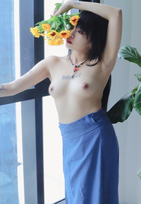 on1ashie sexy pornstar pictures