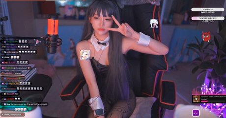 teen blowjob onlyfans art porn pictures