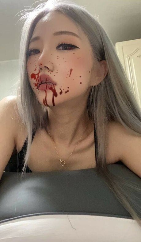 satanmate high quality model images