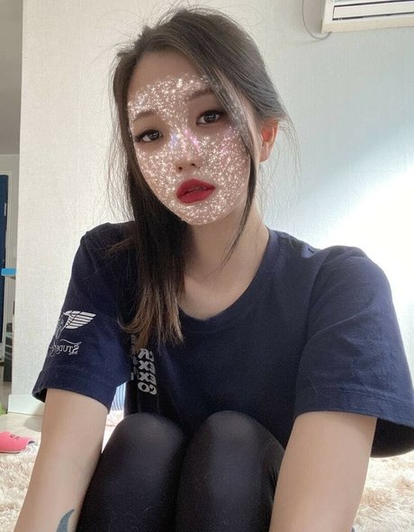 satanmate star nude image