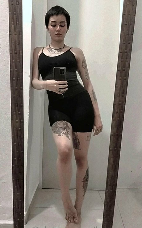 loveaxlgnr star gallery