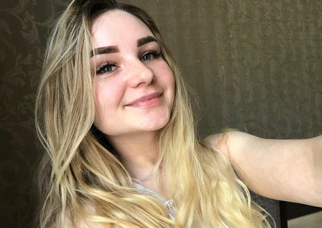 big tits brunette onlyfans art nude photos