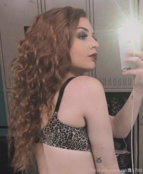 big tits mom onlyfans sexy naked image