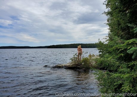 canadiannaughtyneighbour pornstar free photos