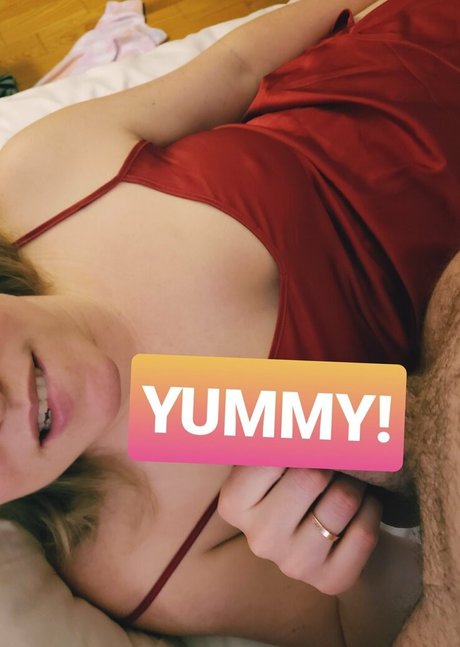 canadiannaughtyneighbour perfect actress pics