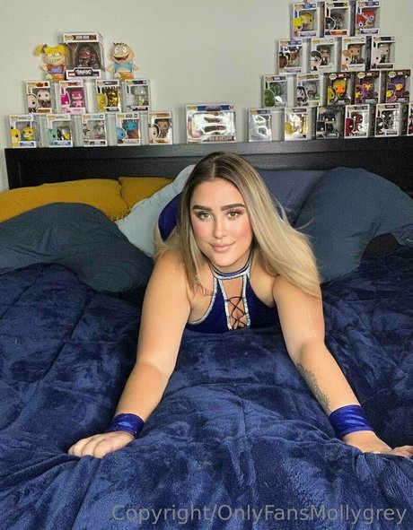 itsmollygrey star hot img