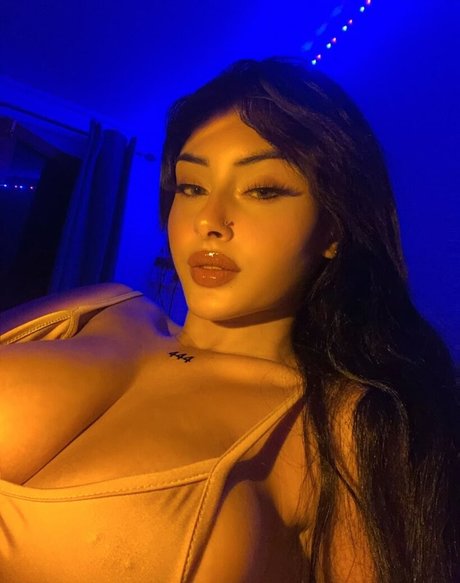 Paaaubg model top pics