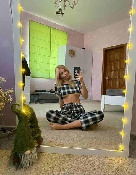 real nude onlyfans nudes pictures