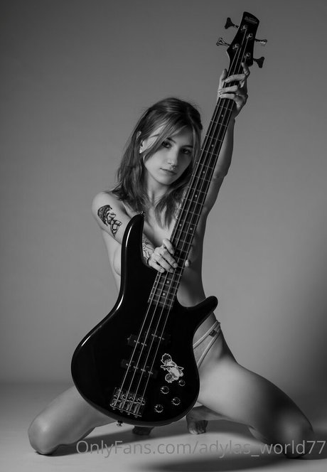 adylasworld model pretty photos