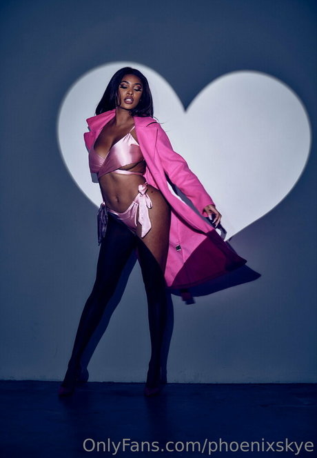 phoenixskye star picture