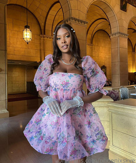 phoenixskye naked star photos