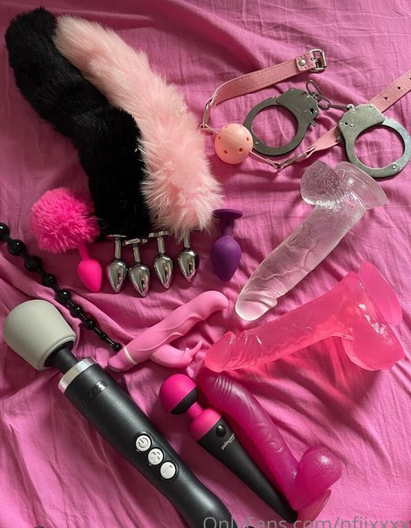 nfiixxxx hot actress images