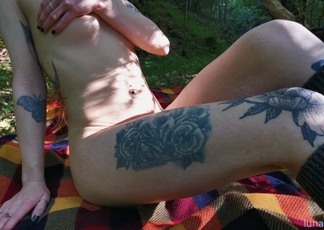 lunahaze high quality model picture