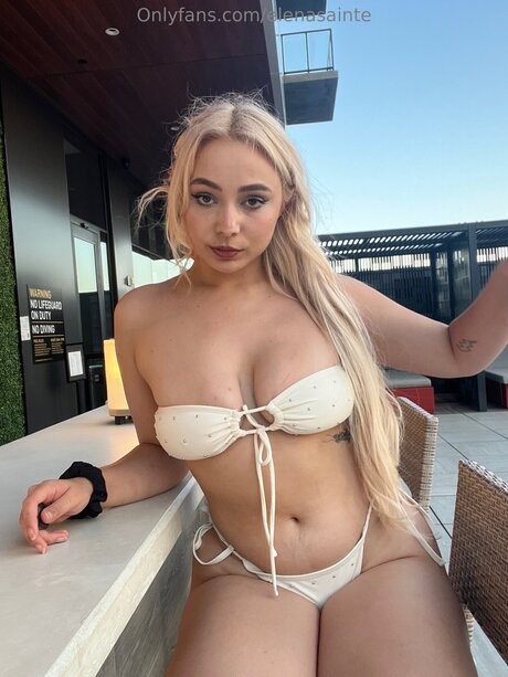 elenasainte star nudes images