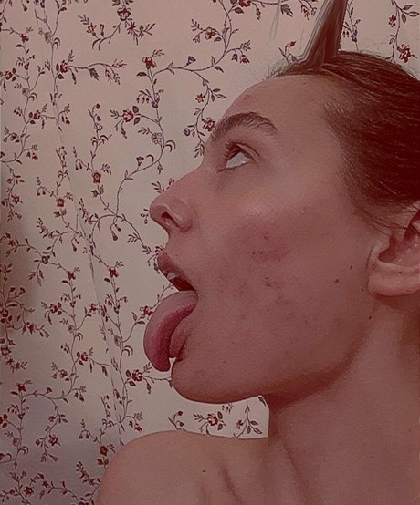 elenasainte star top galleries