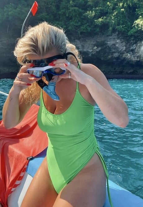 college girl onlyfans free picture