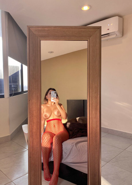 Fersooo xxx model pictures