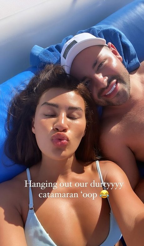 chubby kitty onlyfans art naked pictures