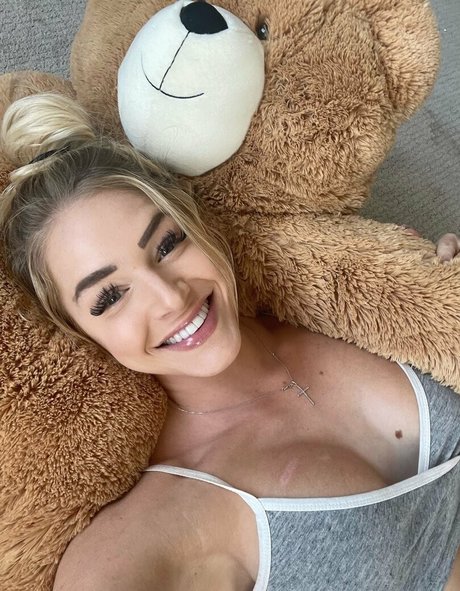 real twin onlyfans nude images