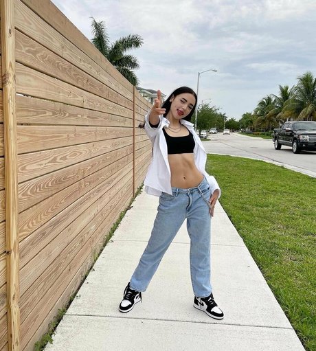 college girl onlyfans pornos pictures