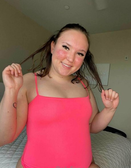 blonde babe onlyfans best pictures