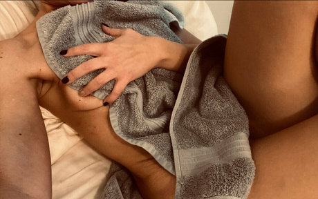 mom fuck onlyfans xxx picture