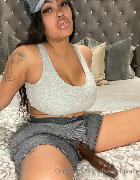 LaceyDuvalle model porn pic