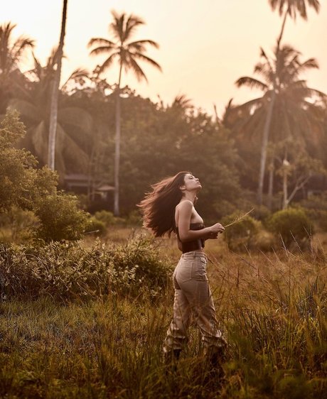 japanese milf onlyfans erotic pic