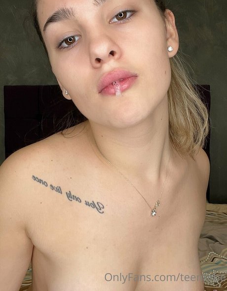 teenrebe pornographic actress pic