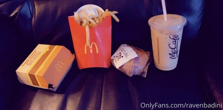 ebony onlyfans pornographic image