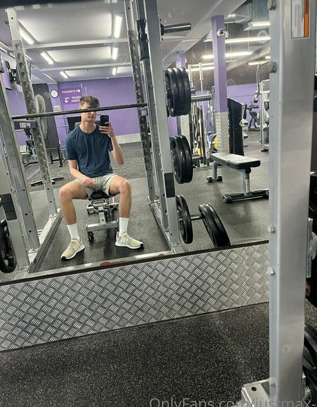 justmax_ beautiful pornstar image