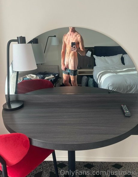 justmax_ sex model images