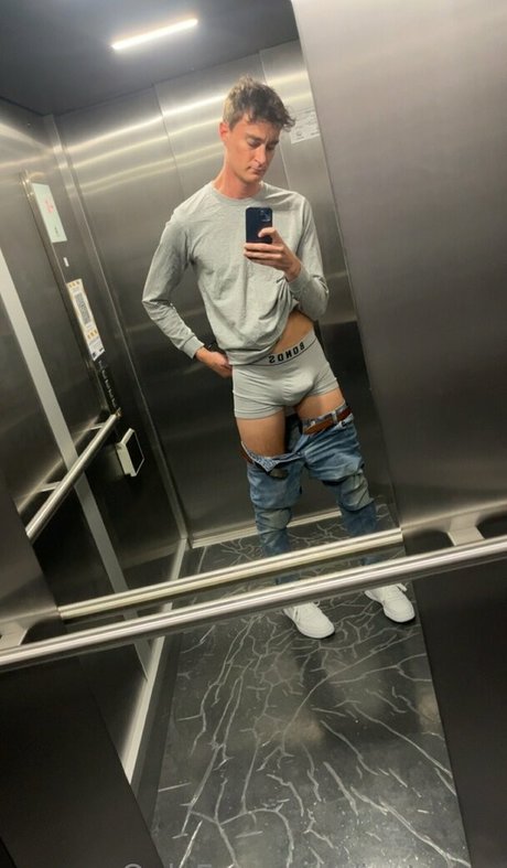 justmax_ high quality star pictures