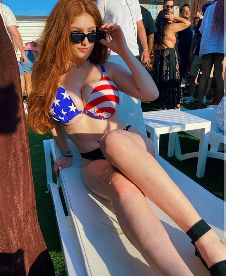 notemilyb star nude photos