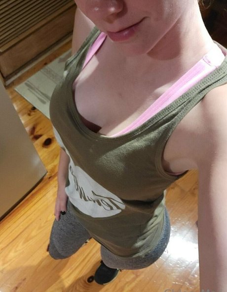 chloe mae star beautiful pics