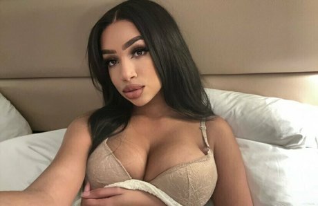 alexasinclaire nudes star galleries