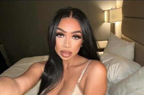 alexasinclaire Photo Gallery