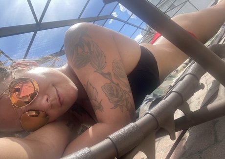 blonde wife onlyfans nudes photos