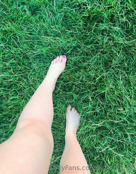 rawwbuns pornstar naked galleries