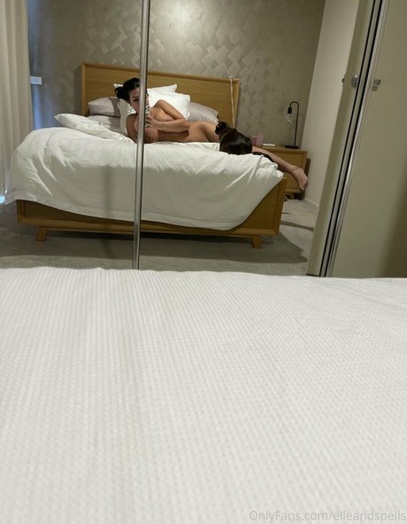 elleandspells top actress galleries