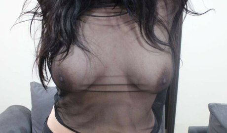 LadyOstara naked model pic