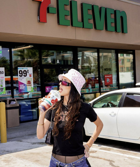 Hila Klein actress image