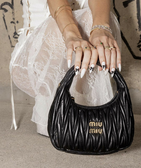 Hila Klein pornstar exclusive pictures