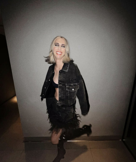 asian blonde onlyfans porn pics