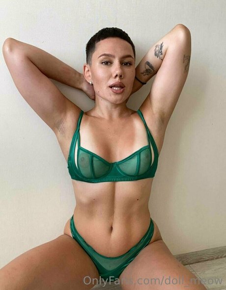 doll meow adult model pic