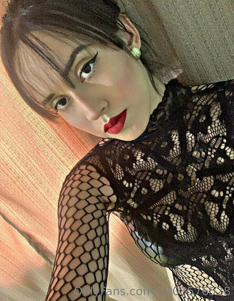 blowjob brunette onlyfans beautiful image